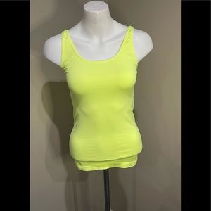 Nikibiki 4 way stretch sports tank NWT